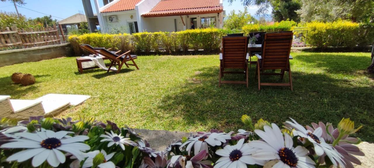 Villa Βianca In Sithonia Yerakini Eksteriør billede