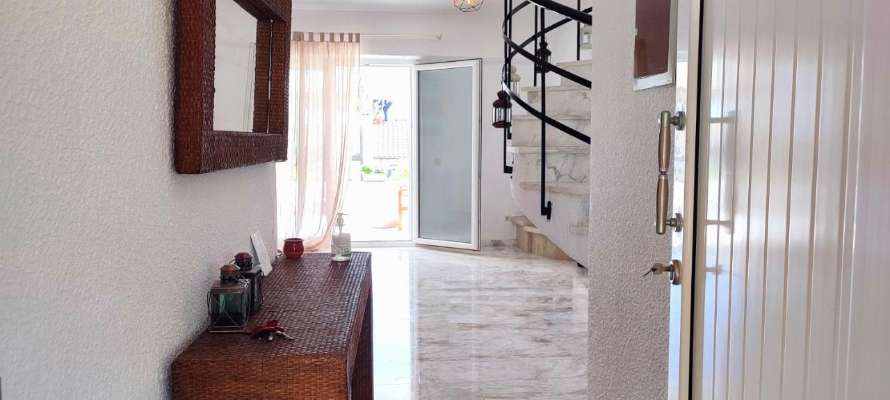 Villa Βianca In Sithonia Yerakini Eksteriør billede