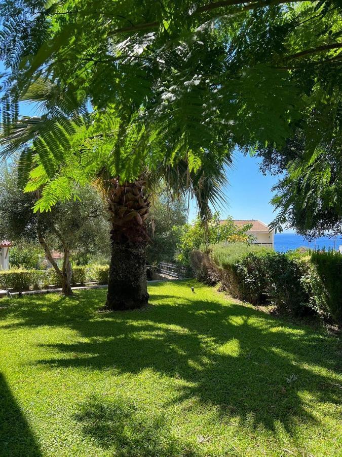 Villa Βianca In Sithonia Yerakini Eksteriør billede